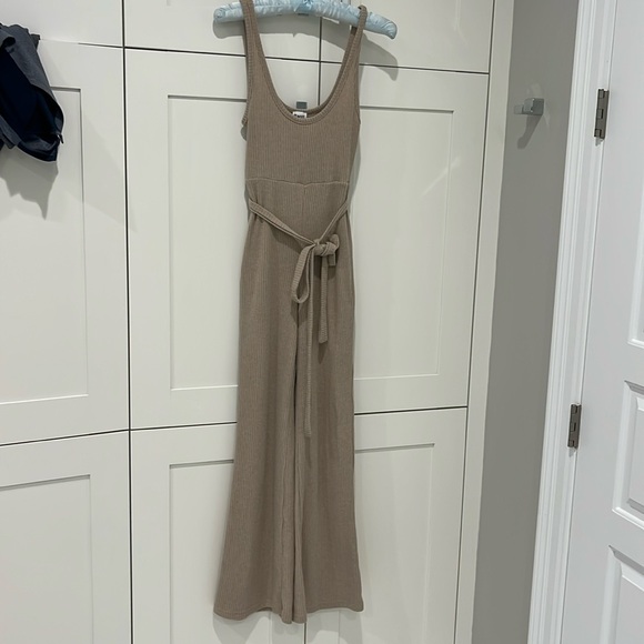 Princess Polly jumpsuit - Picture 1 of 4